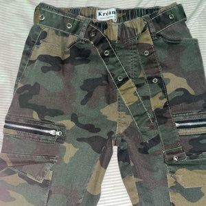 Camo jeans